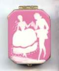 RARE PINK Figural Divine Compact - Courting Couple